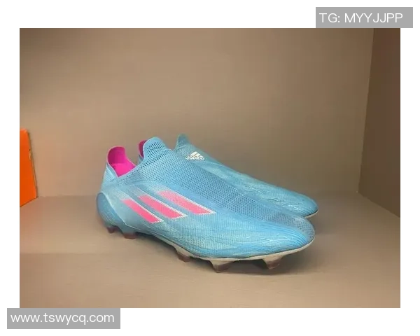 阿迪达斯签约足球巨星助力品牌影响力全面提升